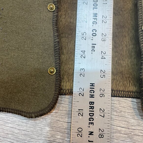 Barbour warm pile lining vest brown/olive snap in A297 C40 M - Picture 4 of 5